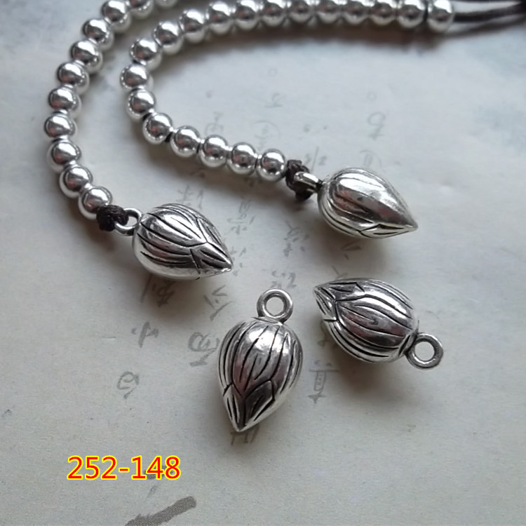 仿银款桃心莲花吊坠252
