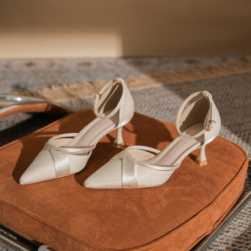 6309 fashion high heel pointed hollow shoes Summer 2024 new niche design all-match women's sandals with strap 6309 fashion high heel pointed hollow shoes Summer 2024 new niche design all-match women's sandals with strap