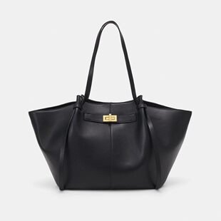 Capacious handheld shoulder bag for mother and baby, 2025 years, high-end