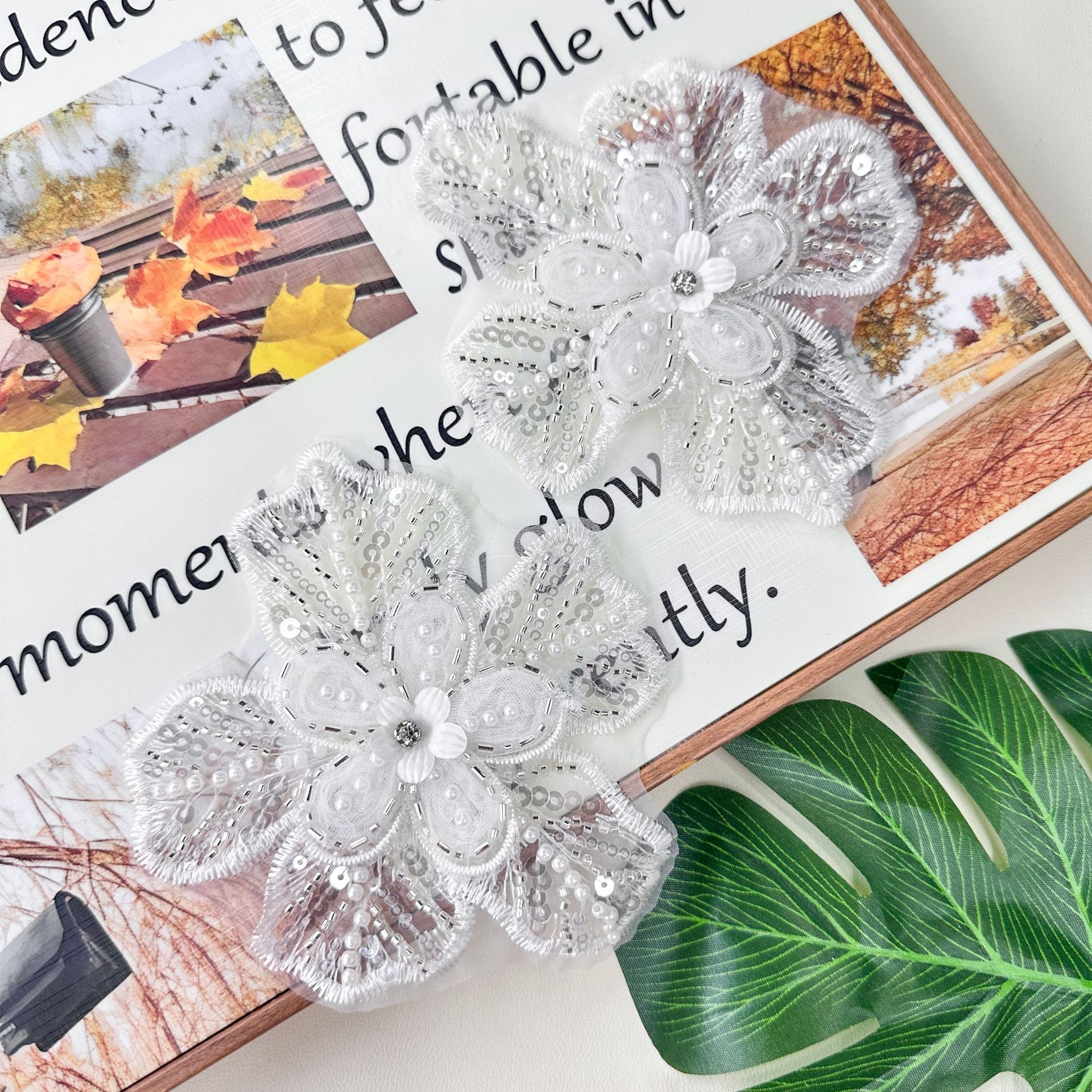 tela de tela de malla exquisita doble capa de encaje blanco parche de flores hecha a mano accesorios de joyería DIY accesorios de ropa accesorios de decoración