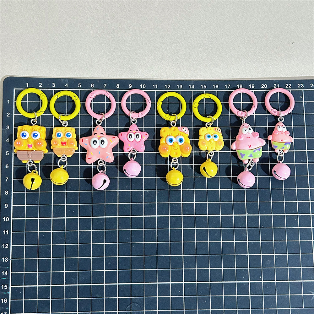 Nuevas campanas SpongeBob Pie Big Star Keychain adornos colgantes de dibujos animados accesorios mochilas chicas regalos amiga