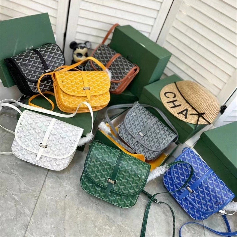 A Wholesale Drop-Shipping Unisex High-Quality Stylish Versatile Messenger Bag with Classic Print, Single Shoulder Crossbody Saddle Bag A Wholesale Drop-Shipping Unisex High-Quality Stylish Versatile Messenger Bag with Classic Print, Single Shoulder Crossbody Saddle Bag