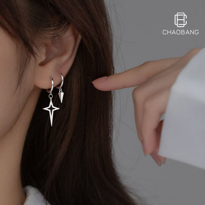 Asymmetric Tapered Four-Corner Star Women's Ear Buckle Ins Style Niche Fashion Light Luxury Earrings Simple Style Design Sense Ear Ring Asymmetric Tapered Four-Corner Star Women's Ear Buckle Ins Style Niche Fashion Light Luxury Earrings Simple Style Design Sense Ear Ring