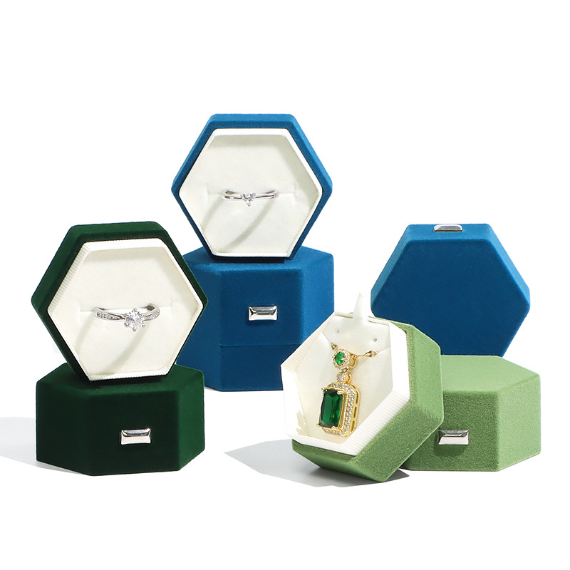 跨境植绒首饰盒戒指项链珠宝饰品耳钉盒吊坠天地带金扣挂件包装盒