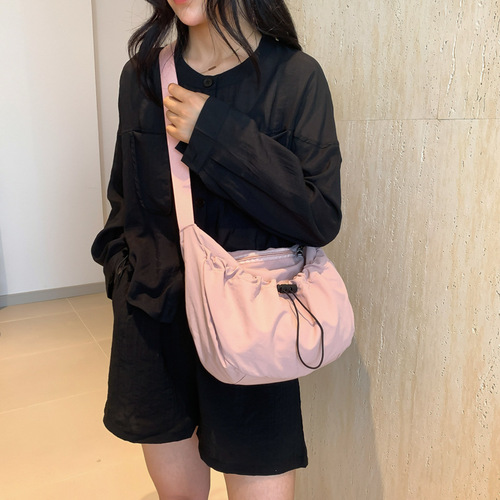Ladies Fashion Popular Pleated Tote Bag Large Capacity Crossbody Bag for Class Commuting Casual Shoulder Bag