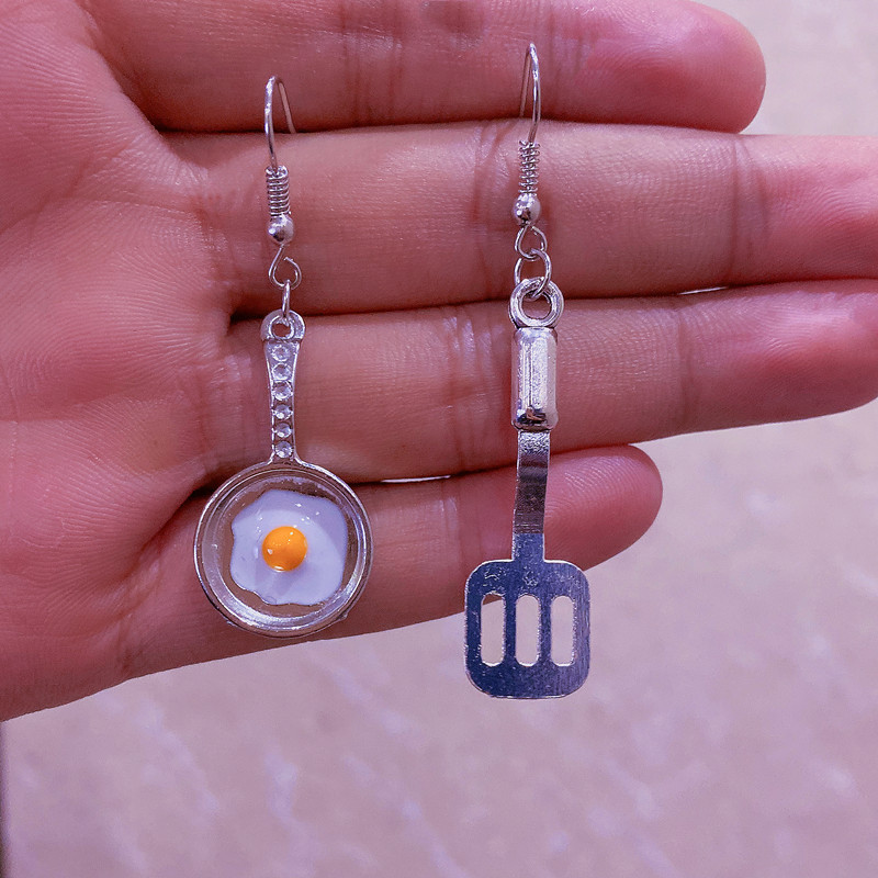 Daily Occasion Metal Material Poached Egg Pattern 1 Pair Fashion Poached Egg Metal Patchwork Women's Drop Earrings
