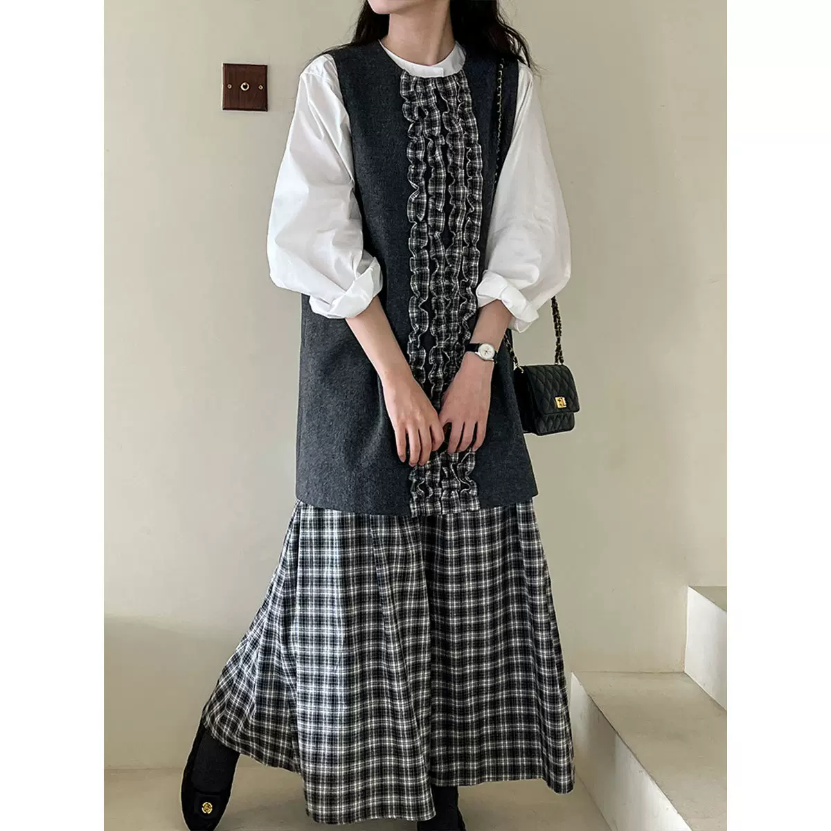 鹿西日系格纹木耳边鱼尾连衣裙2025秋冬气质花瓣呢料背心裙子9796
