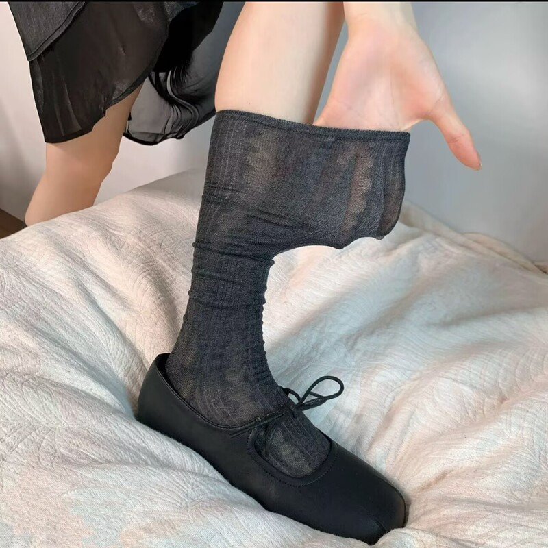 Ballet-style women's socks, thin summer calf socks with diamond pattern stripes, long socks to pair with Mary Jane shoes
