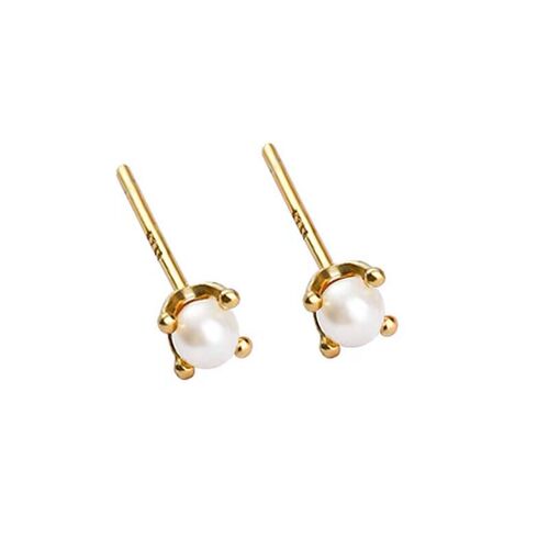 S925 sterling silver simple mini four-claw pearl earrings, feminine, exquisite, compact and versatile, ear-piercing student earrings