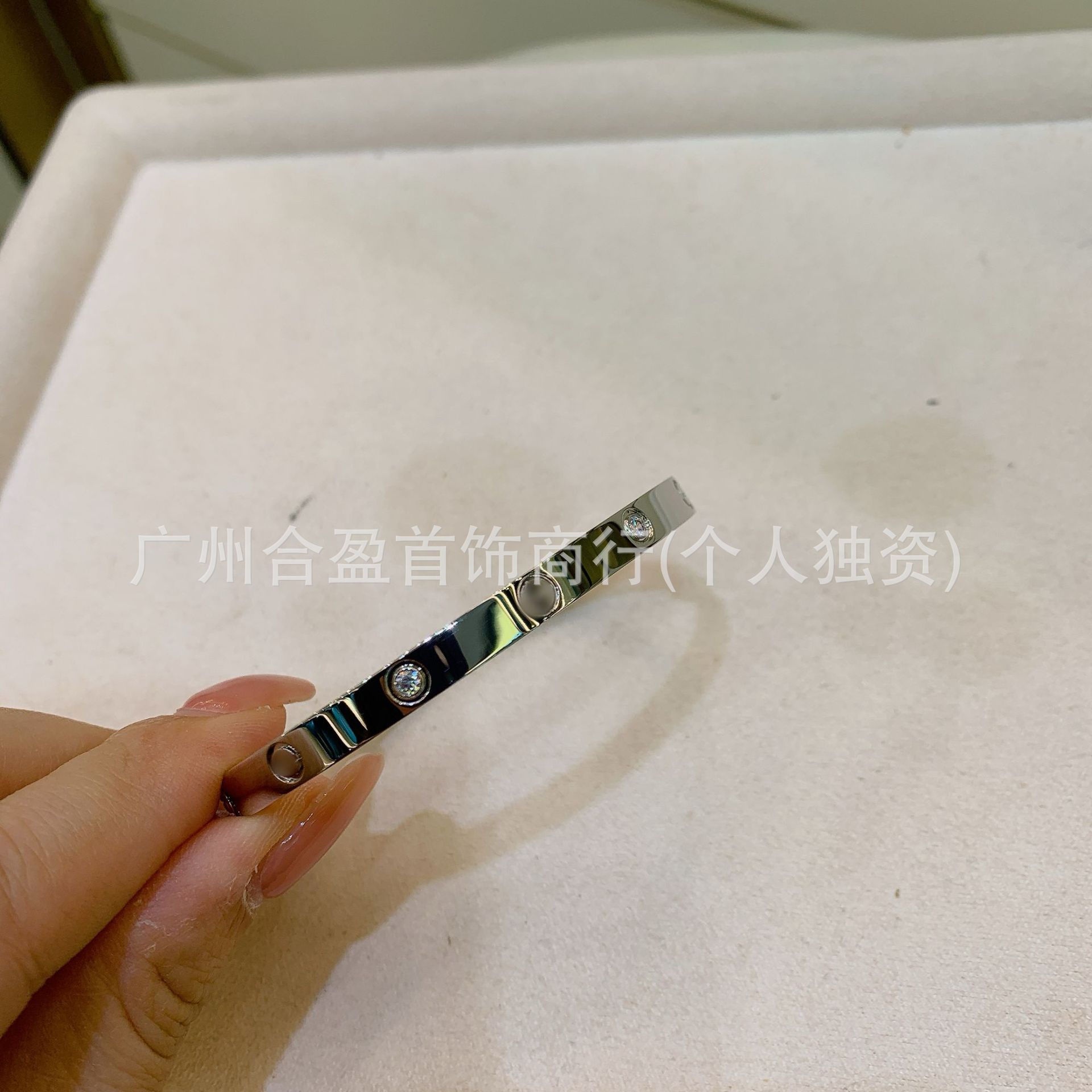 V ゴールド CNC セイコー ハイバージョン ラブ ブレスレット ナロー ミディアム ワイド バージョン レディース 厚メッキ 18K ローズゴールド クロスボーダー カップル ブレスレット
