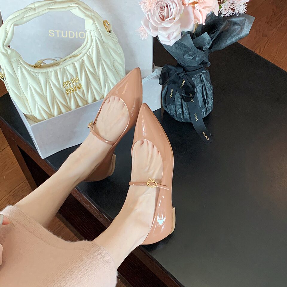 Giày cao gót nữ mũi nhọn quai ngang da mềm gót thấp 1–3 cm — Màu hồng nude, Màu đen