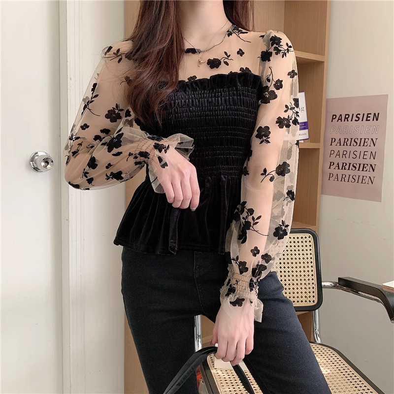 French retro Hong Kong style lace long-sleeved shirt women's design sense careful machine shirt 2024 new gold velvet top