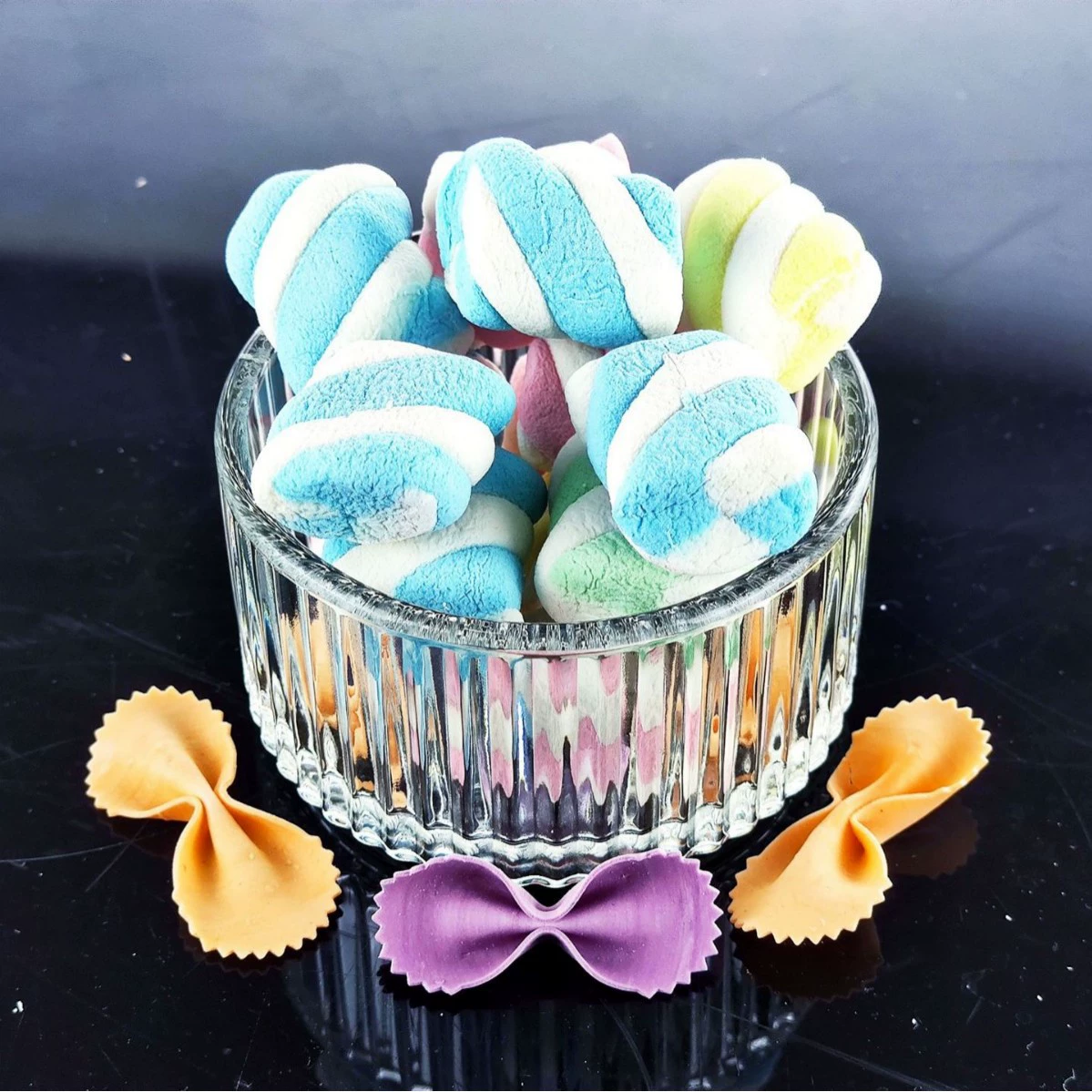 Маленькая европейская стильная легкая роскошь ретро хрустальная серия юрты стеклянная банка для конфет сахарница.