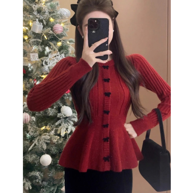新年红小裙摆针织衫女秋冬长袖针织显瘦气质亮闪修身针织