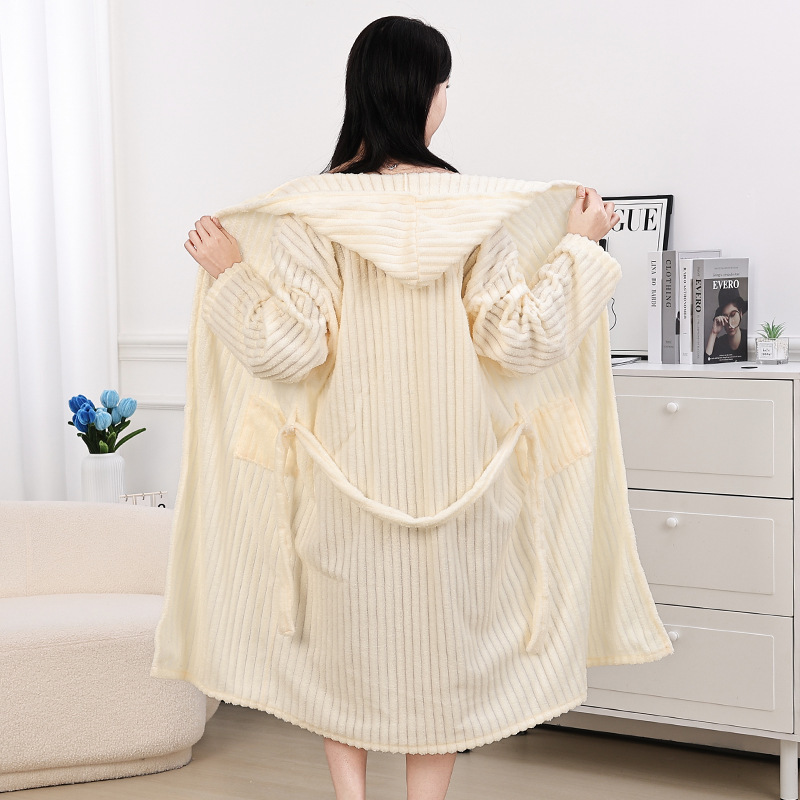 Bathrobe, Nightgown, Wearable Bath Towel, Coral Velvet Women's Long Autumn and Winter Thickeneded Quick-Drying Bath Adult Absorbent Bathrobe Soft