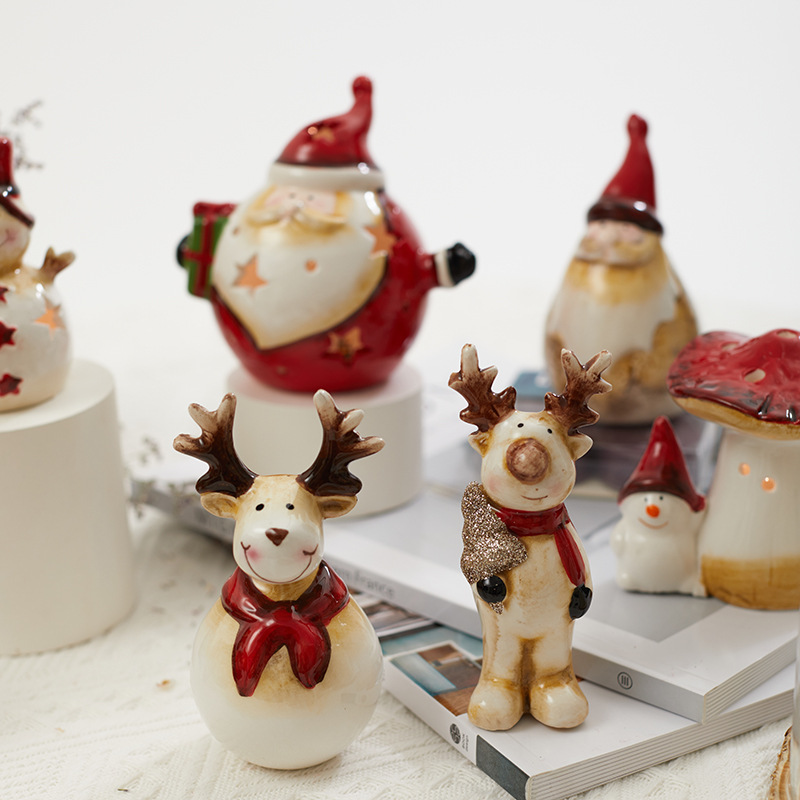 Nuevos productos transfronterizos de Navidad cerámica retro decoración de nieve hombre viejo alce escritorio con luces decorativas regalos