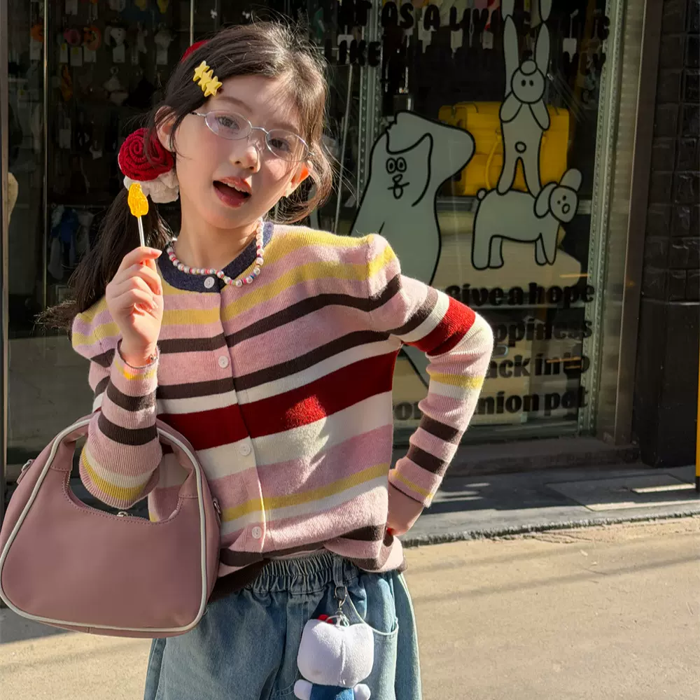 花与寻女童条纹毛衣2026年春款撞色软糯亲肤宽松显瘦百搭针织开衫