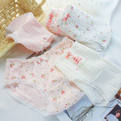 Japanese sweet and cute lace small floral mid-waist girl's cotton crotch shorts women's wholesale cotton underwear for women