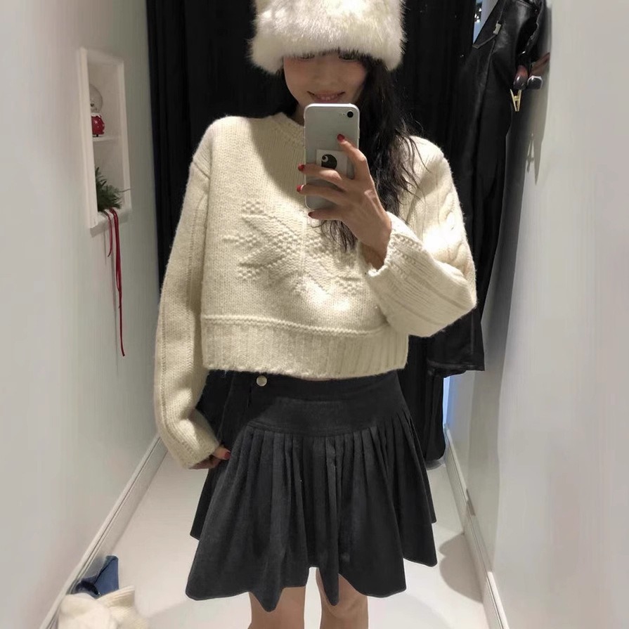 现货 圆领立体雪花毛衣女士秋冬高级感韩版设计师款the barnn*t