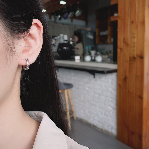 Yunchaoxuan S925 sterling silver Korean style colorful zircon inlaid circle simple ins style versatile geometric earrings