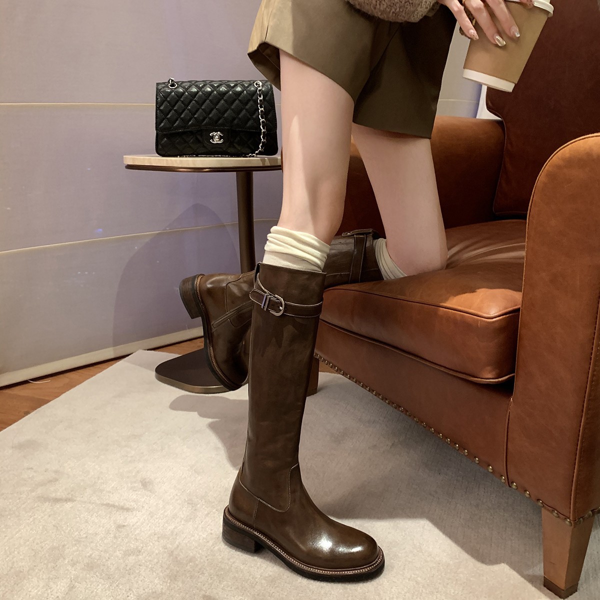 ブドウのお母さんの同じタイプのレトロな水洗いの長靴の女性の騎士の靴の側のファスナーは幅をプラスしてベルベットの太いmmの大きいサイズの41-43をプラスします。