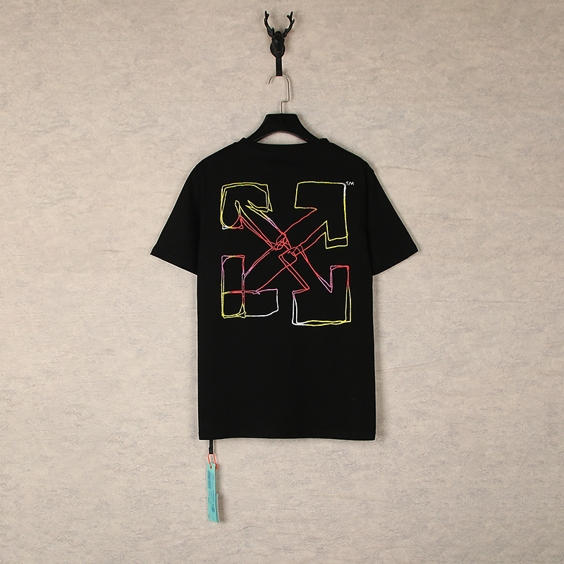 [Código europeo] versión correcta de impresión de acuarela splash tinta gradiente flecha graffiti ow marca de moda de manga corta pareja camiseta