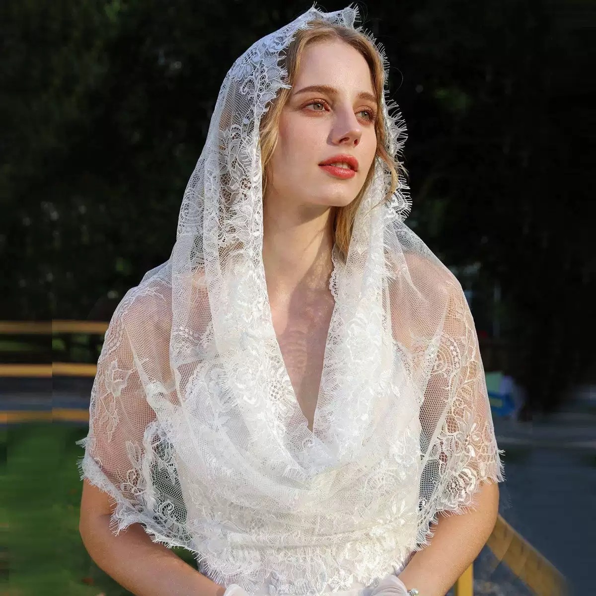 Cross-border bridal white lace veil hair accessory, lace head covering, mesh shawl, hair covering accessory