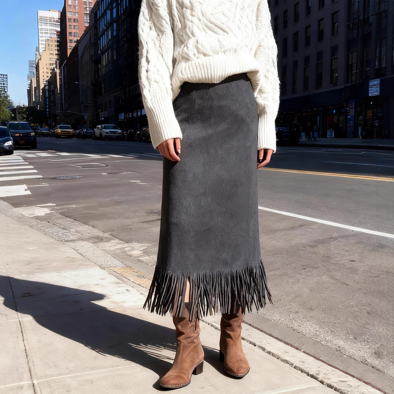 2025 Women's Autumn and Winter Fashionable and Elegant Tassel Long Suede Skirt, Comfortable and Slim H-Shaped Long Skirt