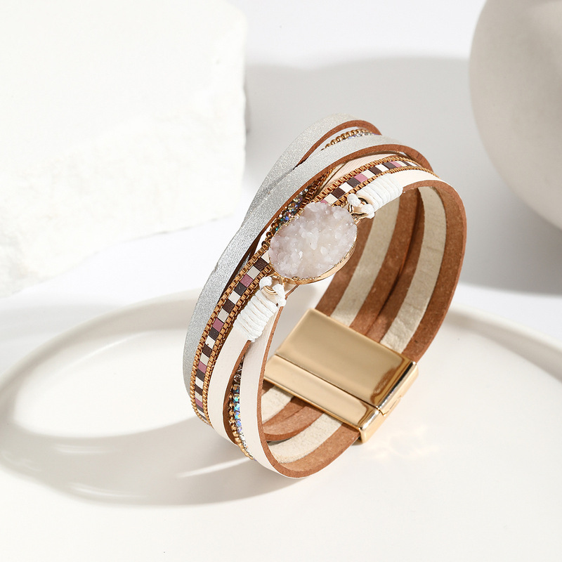 Multi-layer Pu Leather Bracelet Quartz Rhinestone Magnet Buckle Bracelet Women's Cross-wound Diamond Leather Rope Bracelet Multi-layer Pu Leather Bracelet Quartz Rhinestone Magnet Buckle Bracelet Women's Cross-wound Diamond Leather Rope Bracelet