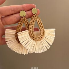 浜海夏 ~ リゾート民族風誇張藤編み扇形イヤリング女性の海辺の雰囲気感ピアス