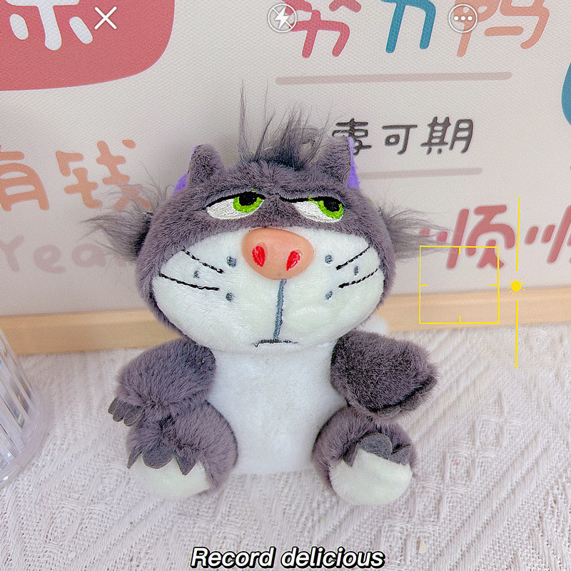 En línea de la celebridad de la felpa colgante de boda tirando muñeca pequeño regalo creativo llavero grab máquina muñeca colgante adornos lote