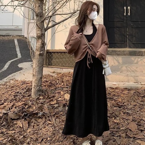 Two-piece women's spring new collection: Plus-size, Mori-style, loose-fitting, figure-flattering long dress with drawstring and halter neck—perfect for an Instagram-worthy look.