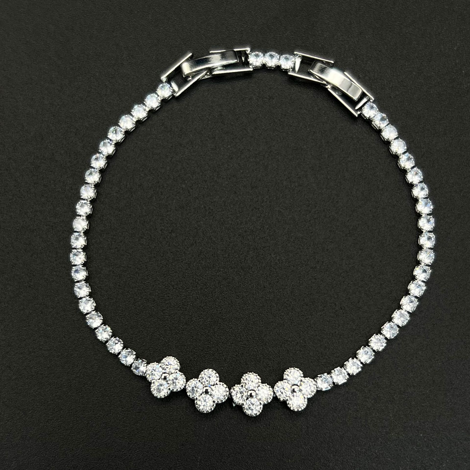 Men's Moissanite Tennis Chain Bracelet In Premium Titanium Steel_voghion.com