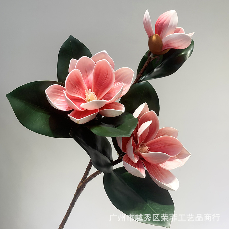 Simulación de flores magnolia sensación de mano 3D de alta calidad con hojas de simulación 3 cabezas magnolia decoración de la sala de estar de boda del hotel
