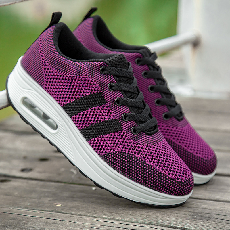 2026 primavera y otoño nuevos zapatos deportivos casuales de malla transpirables coreanos zapatos de rotación de suela gruesa zapatos de mujer zapatos de cojín de aire