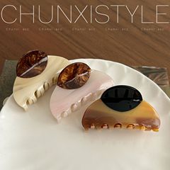 韓国の中号は色を合わせて酢酸の材質のフランスの高級感の後頭部を挟みます。