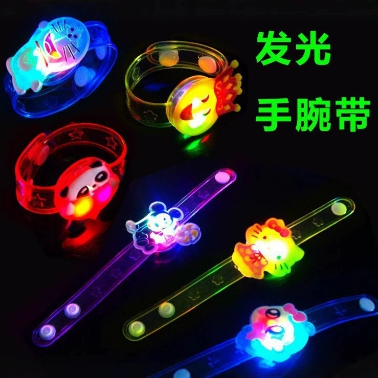 Детские светящиеся браслеты, мигающие браслеты, браслеты с мультяшными персонажами, ремешки для часов, креативные светящиеся игрушки, оптовые поставки с уличных киосков