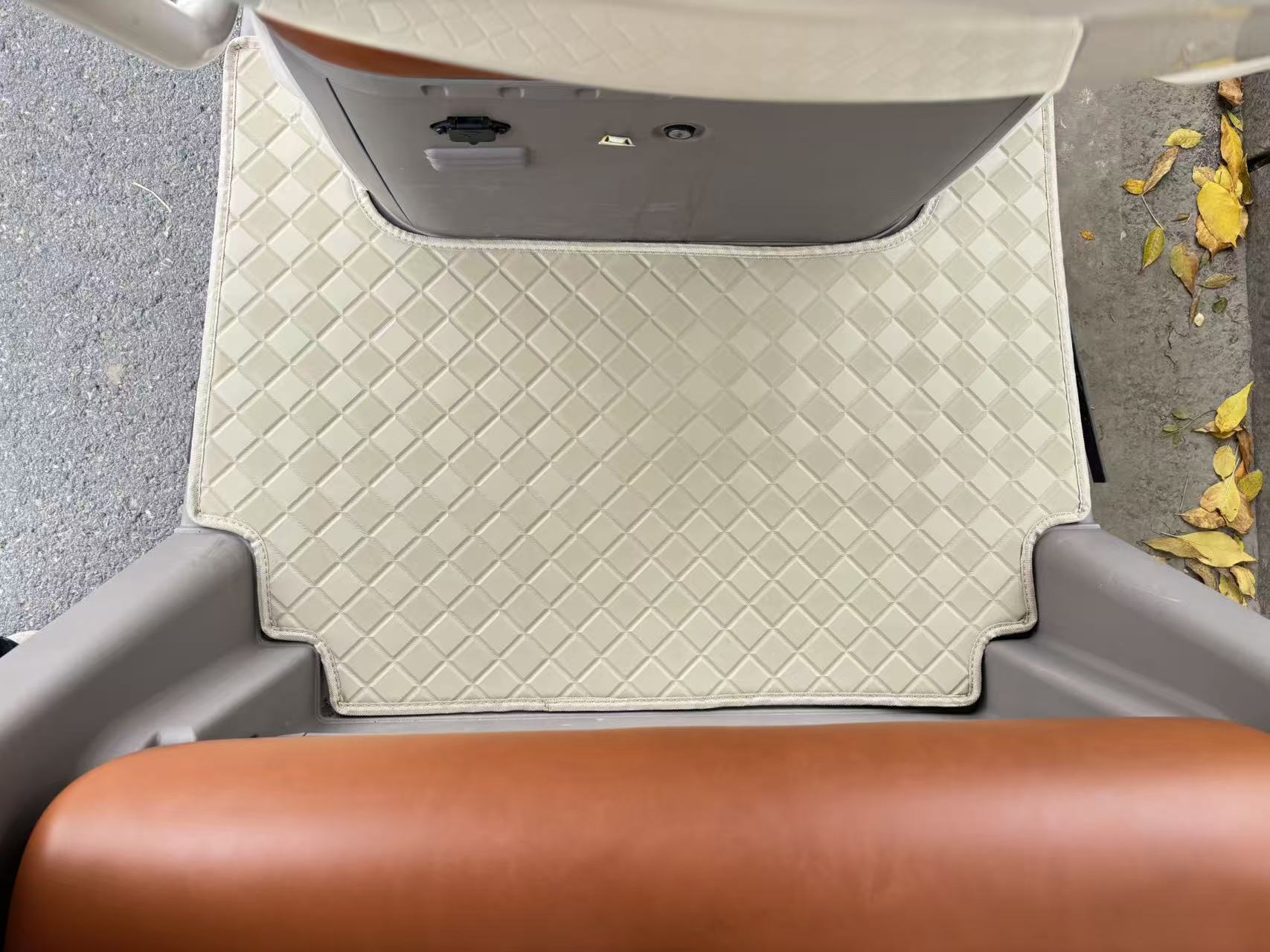 Tricycle Foot Pads Yadi Emma Jinpeng Taiping Electric Vehicle Xunis Waterproof Anti-Slip Universal Fixed Foot Pads