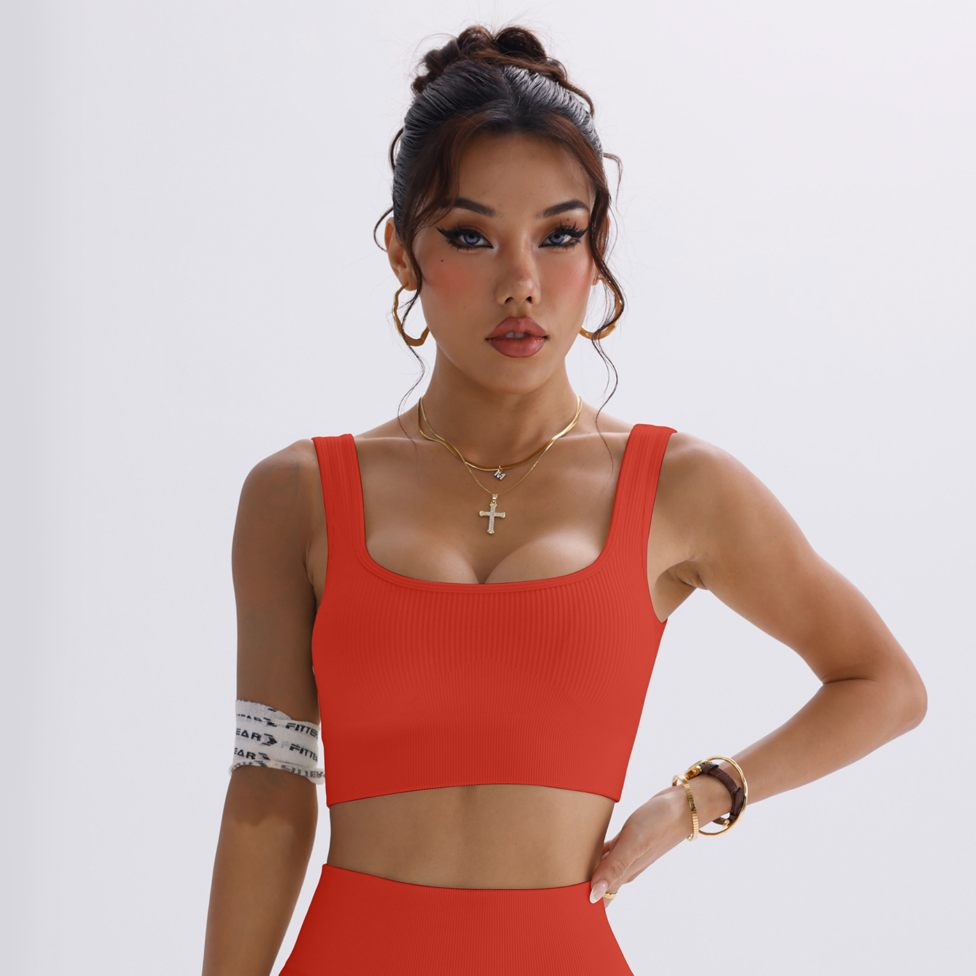 Sujetador deportivo Zhejiang de alta resistencia a prueba de golpes, espalda bonita, pechos grandes, sujetador deportivo push-up, top de yoga con rosca para mujer
