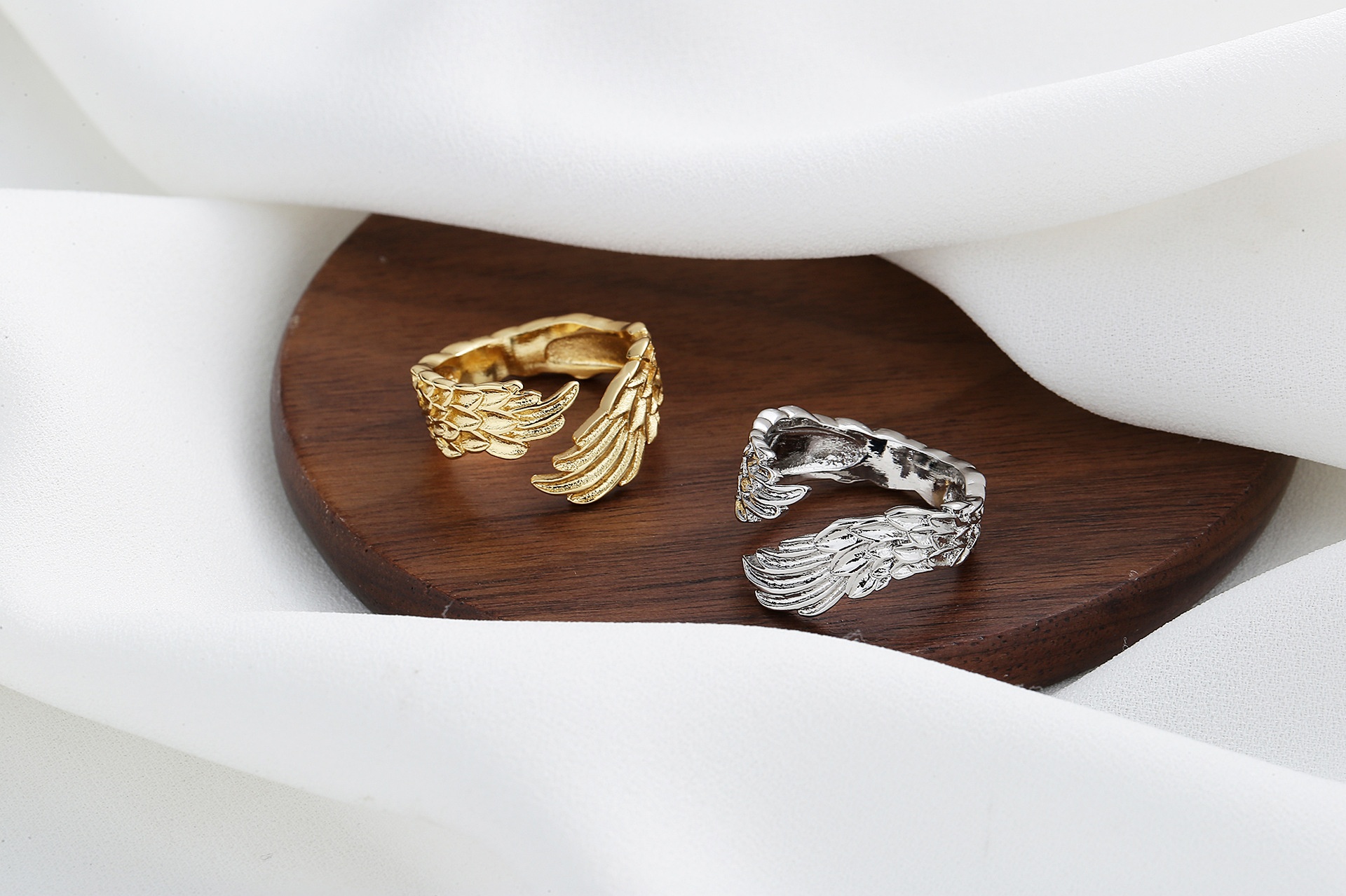 Wind plated silver opening feather wing ring, adjustable couple ring_voghion.com