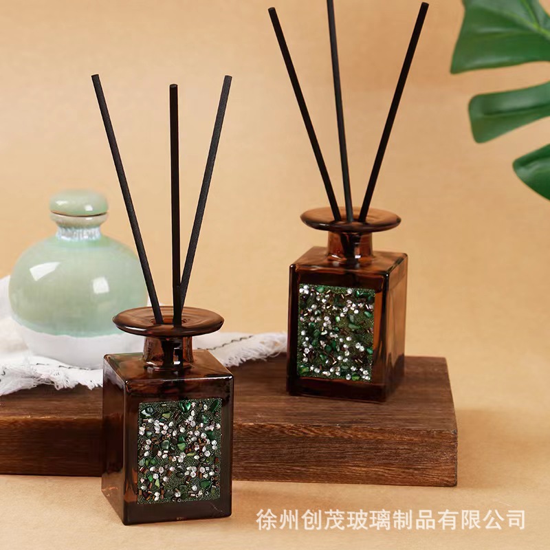 厂家供应批发香薰瓶棕色避光精油瓶挥发扩香玻璃瓶家居香薰瓶