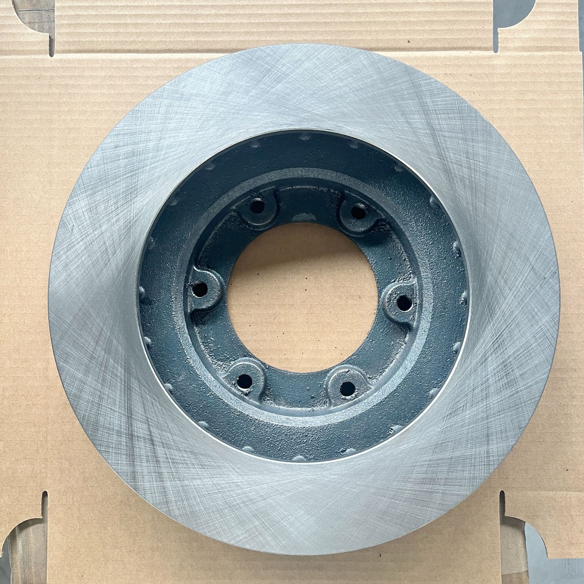 Rongshun Brake Discs is a professional manufacturer of brake discs and brake drums, offering customized OEM services for various vehicle models