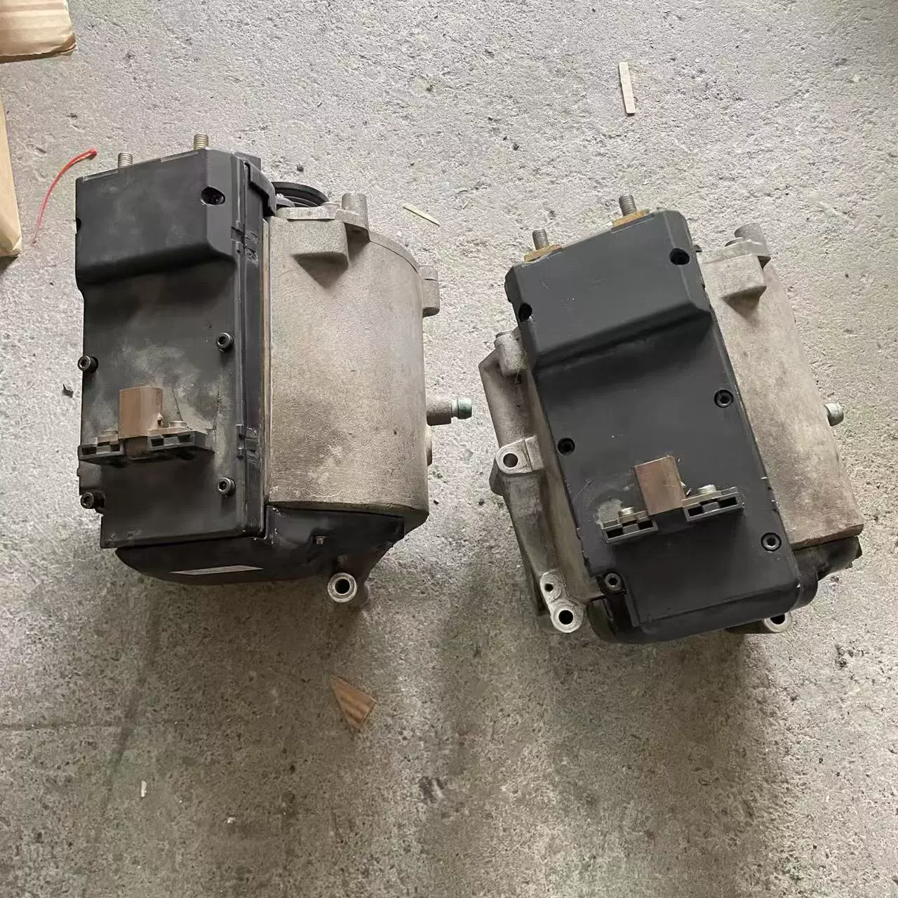 2851500050 подходит для Mercedes-Benz Maybach с водяным охлаждением генератор 6.0 объем S600 с водяным охлаждением