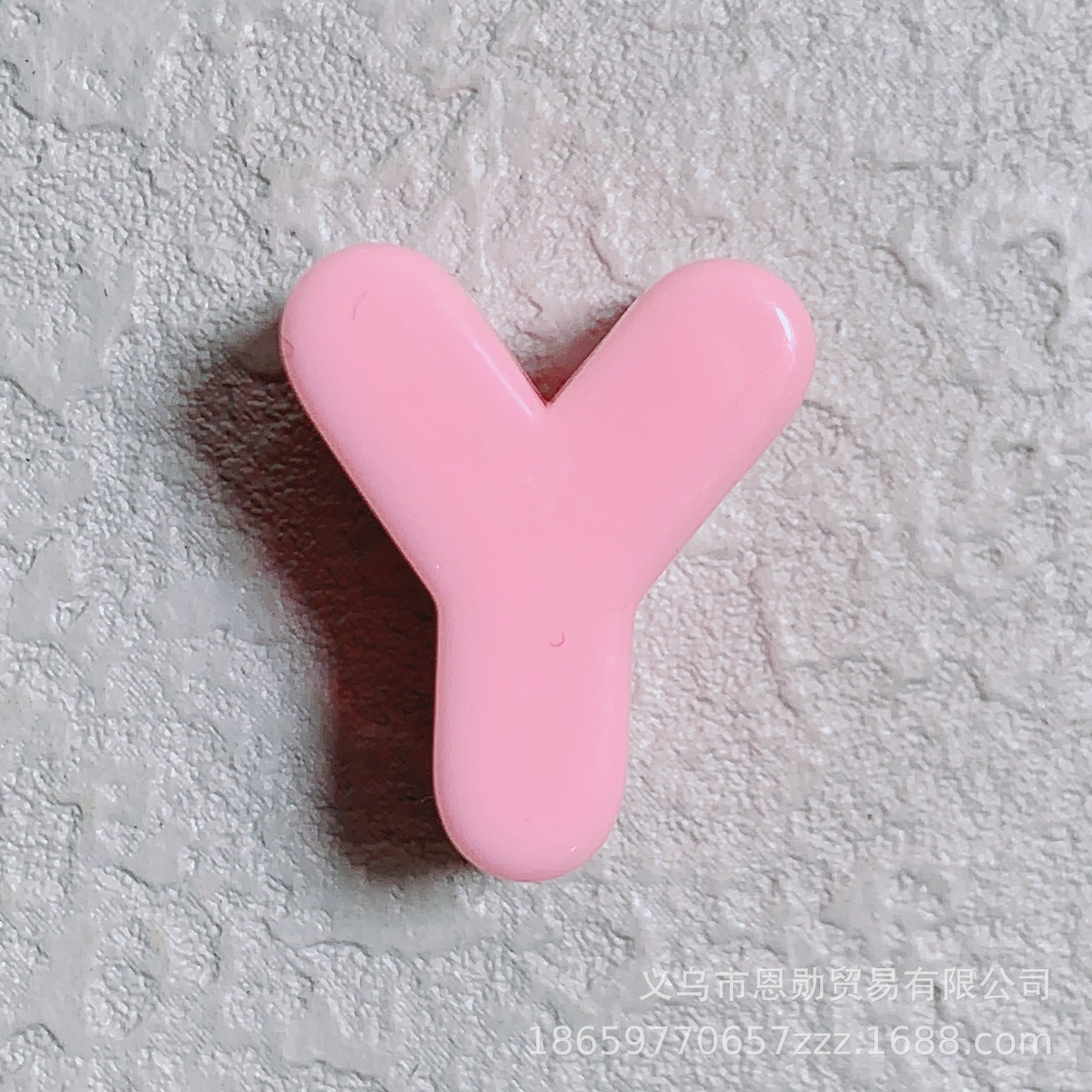Y (light pink)