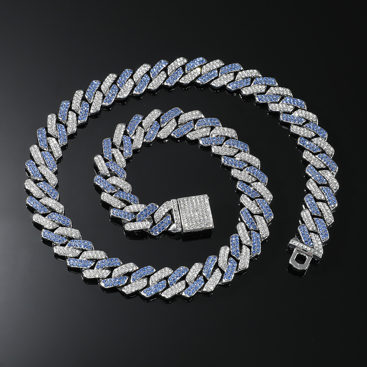 Popular European American Diamond-studded Diamond-shaped Two-tone Cuban Chain Jewelry, Trendy And Bold Statement_voghion.com