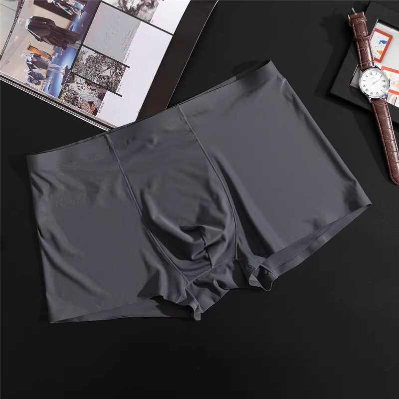 Ice Silk Ultra-Thin Men's Boxer Briefs One-Piece Seamless Naked Cooling Boxer Briefs Mid-Waist Breathable Summer Shorts Ice Silk Ultra-Thin Men's Boxer Briefs One-Piece Seamless Naked Cooling Boxer Briefs Mid-Waist Breathable Summer Shorts