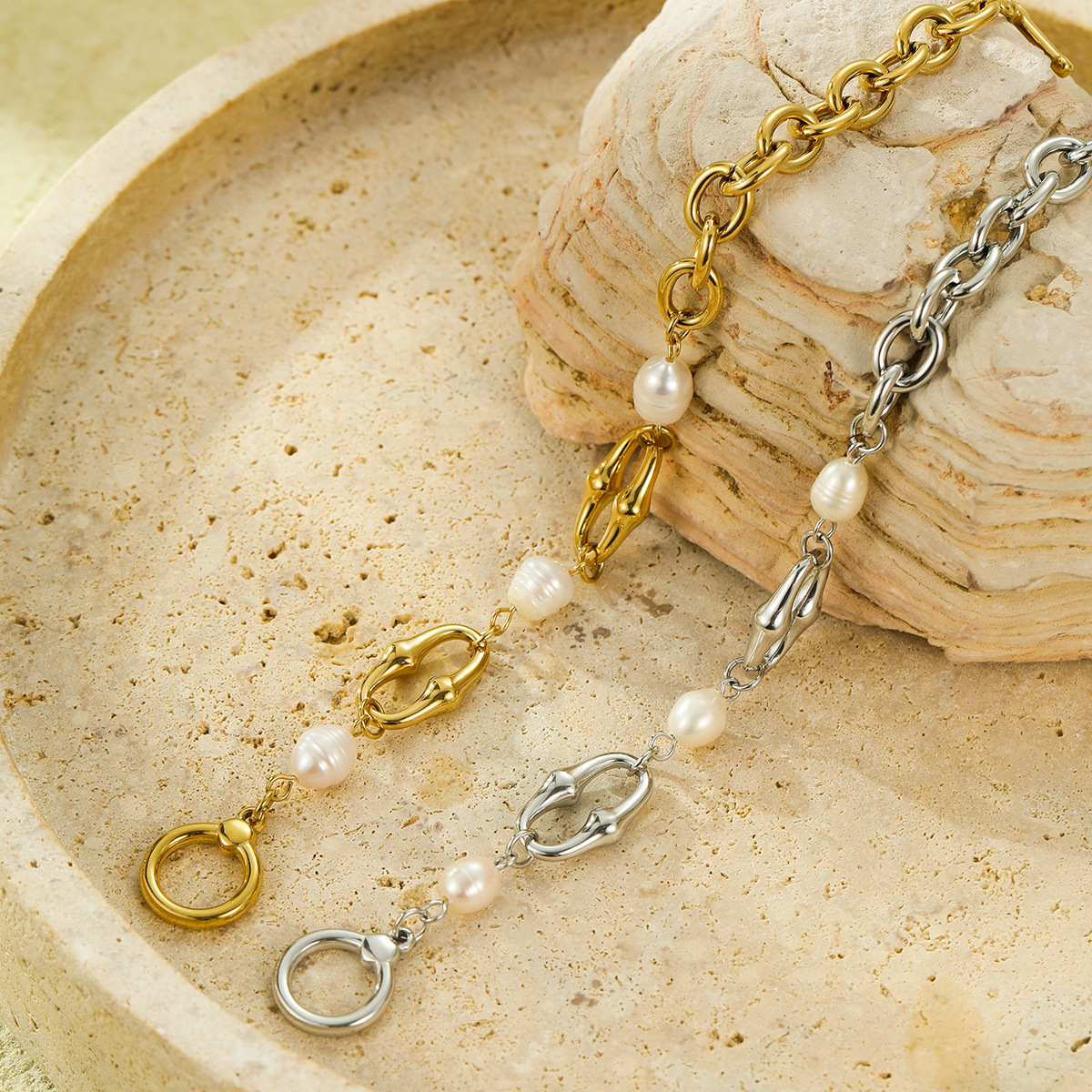 0.03µm-0.05µm Gold Plating Thickness PVD Coated Real Gold Plated Geometric 304 Stainless Steel Casual Simple Style Waterproof Non Tarnish 304 Stainless Steel Bracelets