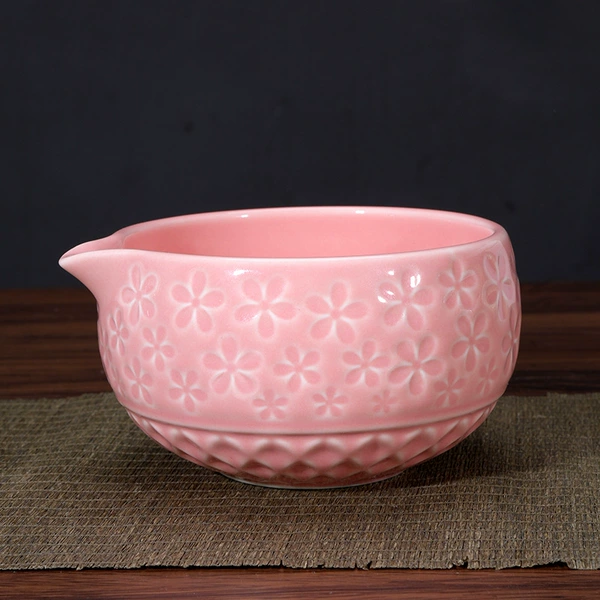 Fuchsia matcha, tea cup