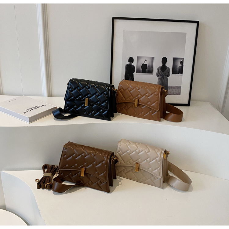 Borsa popolare e di nicchia 2023 Borsa da donna nuova Borsa a tracolla con diamanti autunno e inverno Borsa a spalla singola sotto le ascelle Borsa piccola quadrata_voghion.com