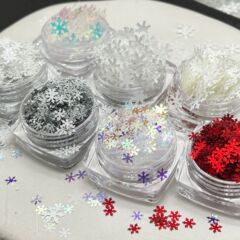 雪の結晶型の特殊な形のスパンコール、財神銭、元宝、ドル、クリスマスの葉、花びら、DIY流麻ネイルアートデコレーション、金箔